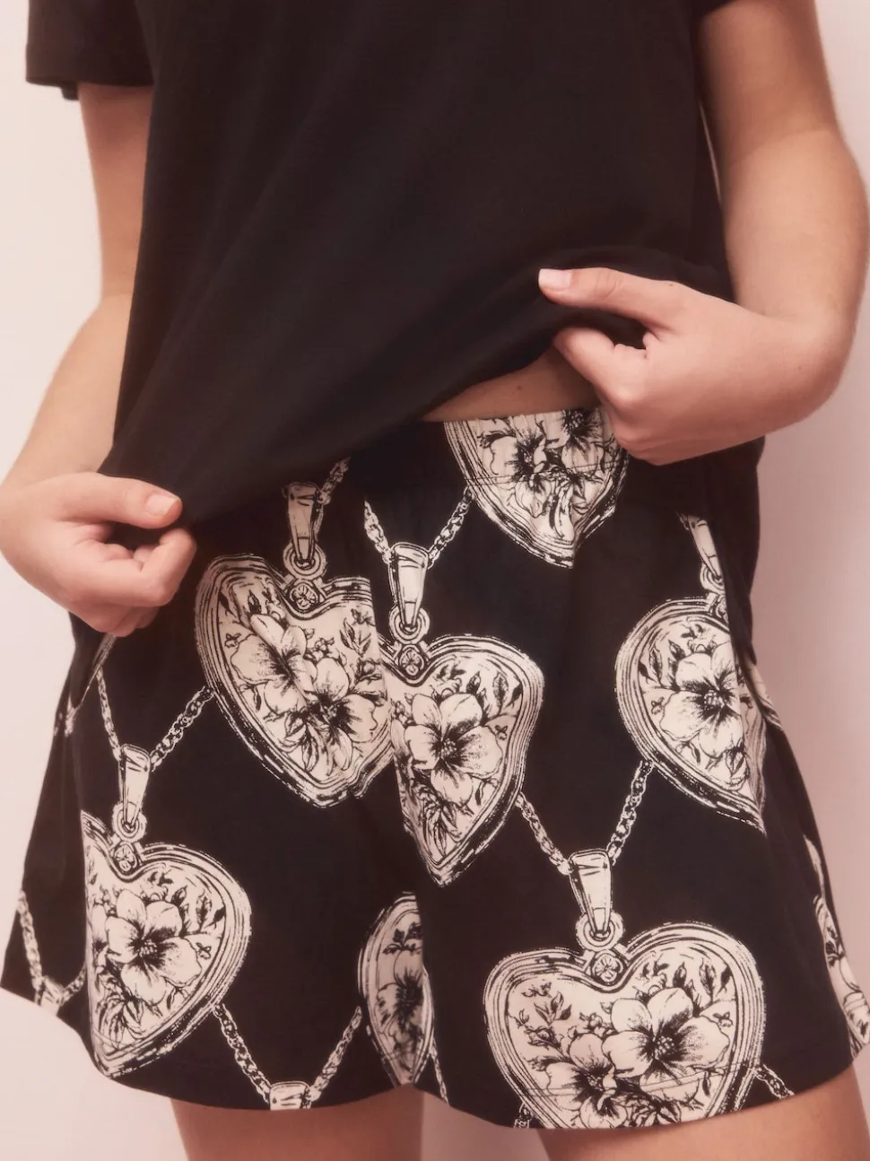 Black/White Heart Short Pyjamas Set
