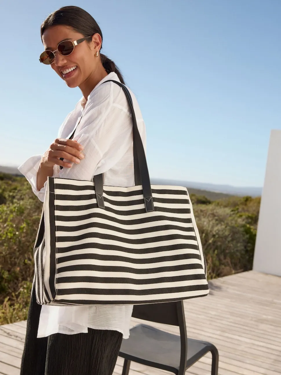 Black/White Printed Shoulder Bag