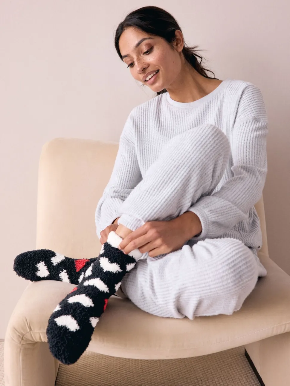 Black/White Red Hearts Cosy Ankle Socks 4 Pack