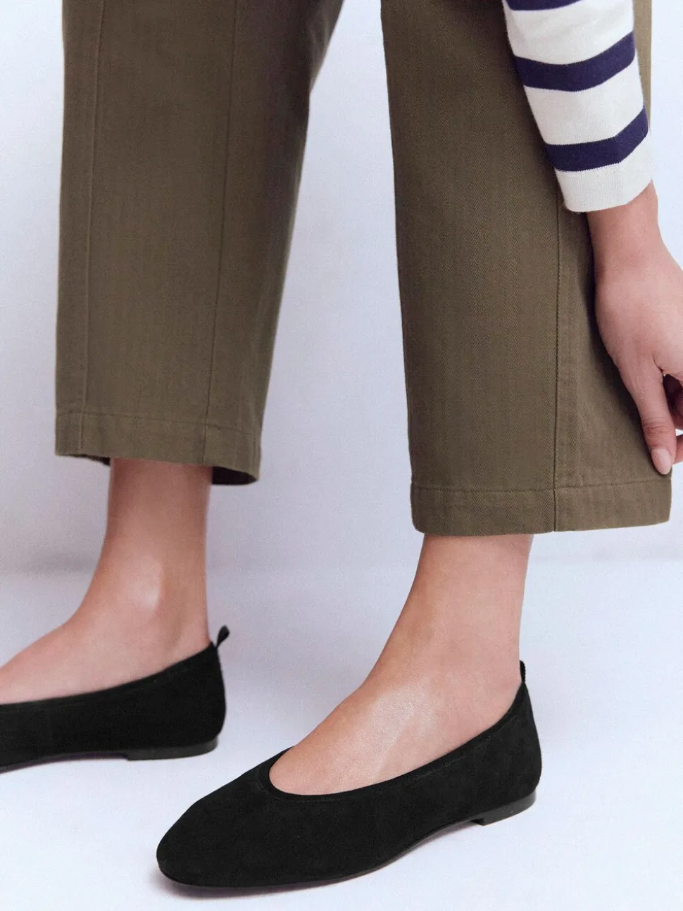 Boden Black High Cut Ballet Flats