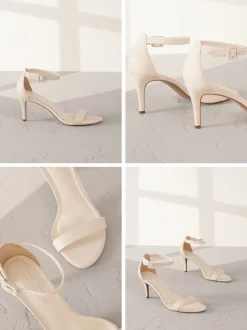 Bone Signature Premium Leather Round Toe Buckle Detail Mid Simple Sandals