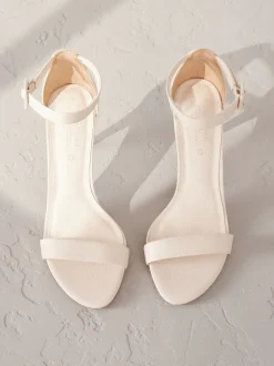 Bone Signature Premium Leather Round Toe Buckle Detail Mid Simple Sandals