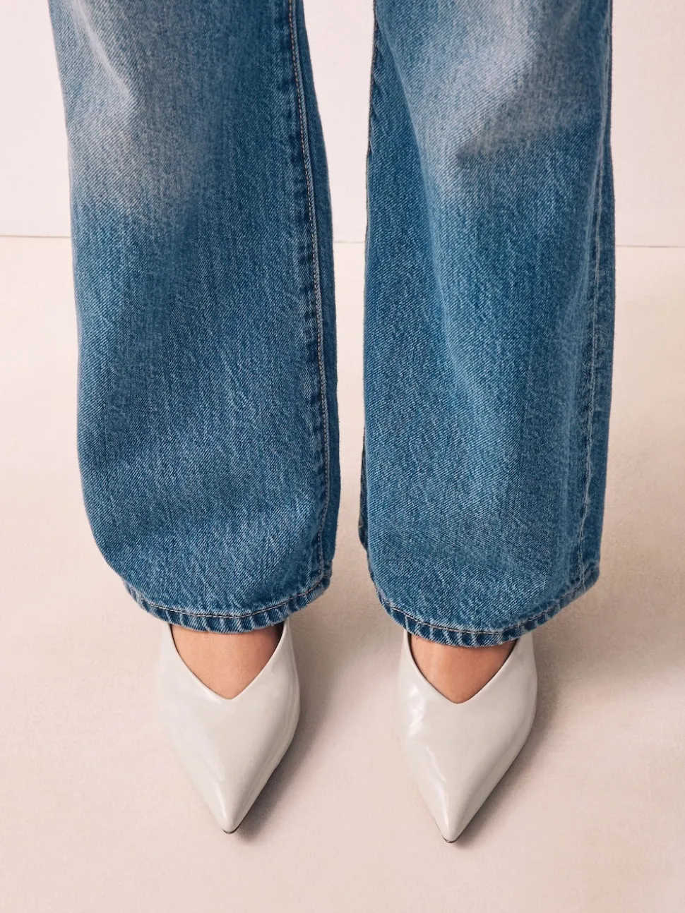 Bone Standard/Wide Fit Point Toe Low Kitten Heels Shoes