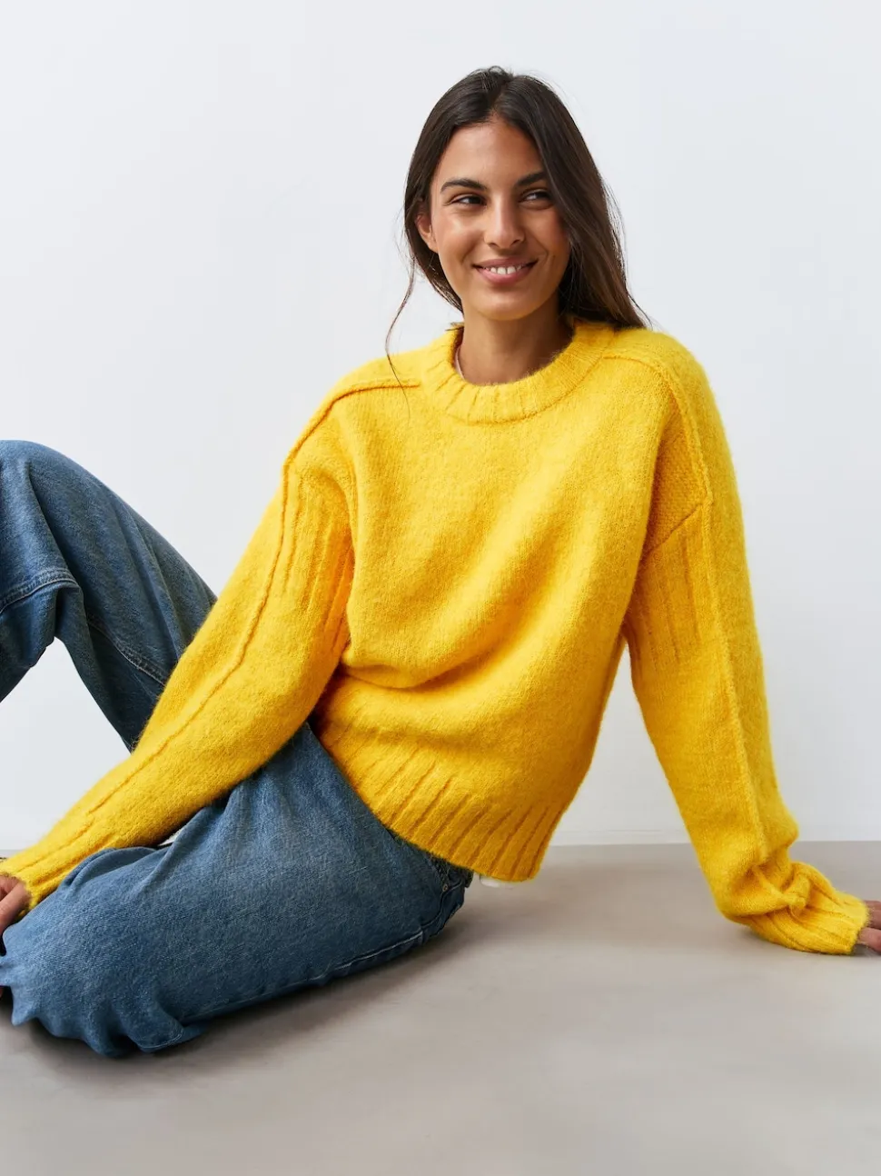 Bright Yellow Crew Neck Jumper With Wool