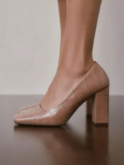 Camel Croc Effect Forever Comfort® Square Toe Court Block Heels
