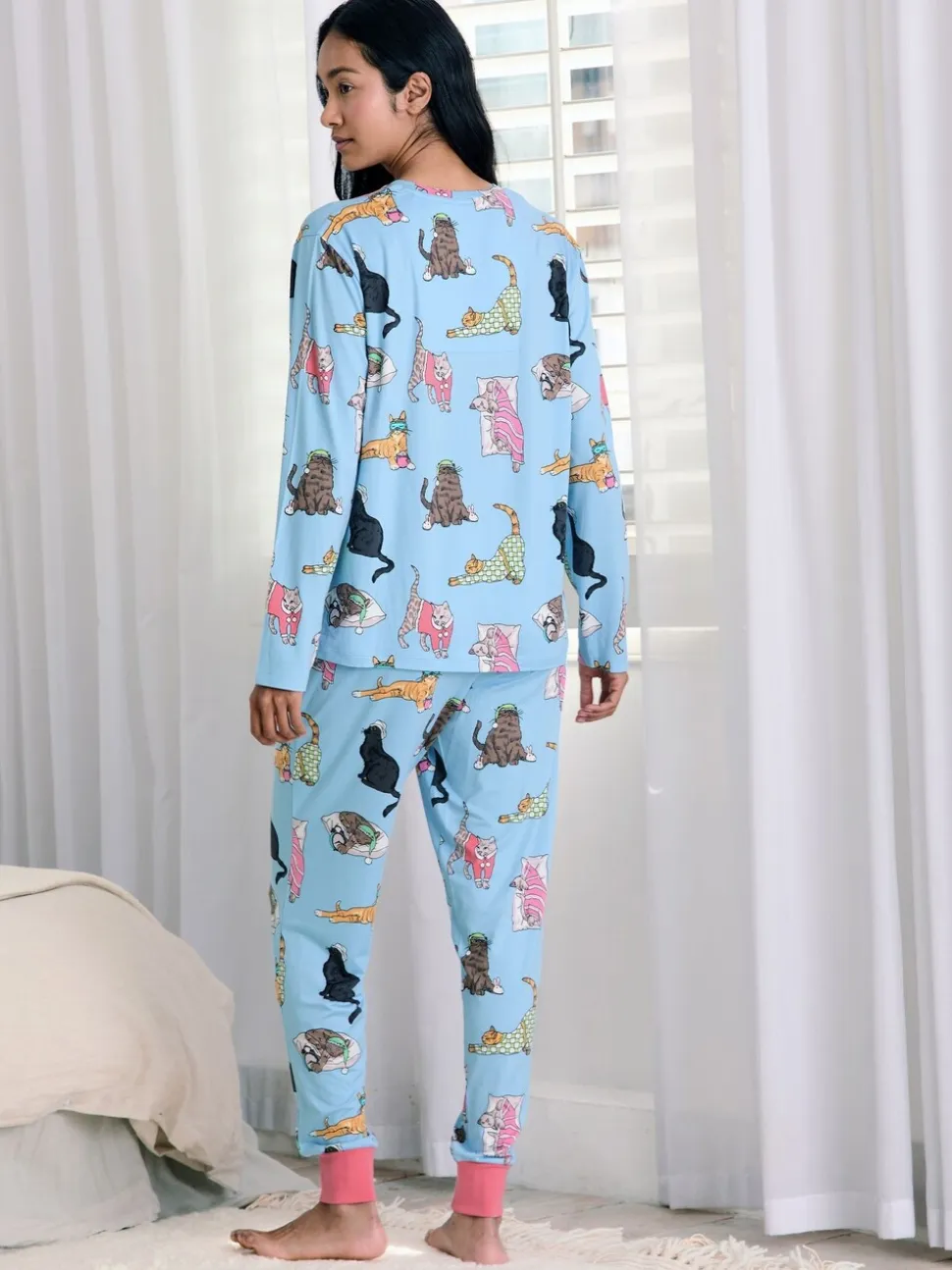Chelsea Peers Blue Sleepy Cats Print Long Pyjama Set