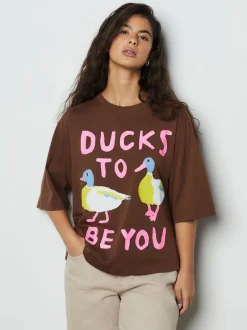 Chocolate Brown Duck Graphic Short Sleeve Crew Neck T-Shirt