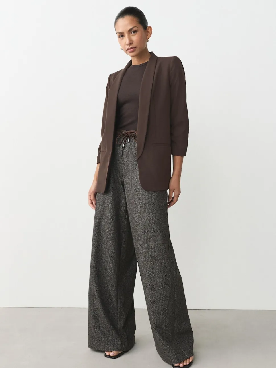 Chocolate Brown Relaxed Ruched Sleeve Blazer