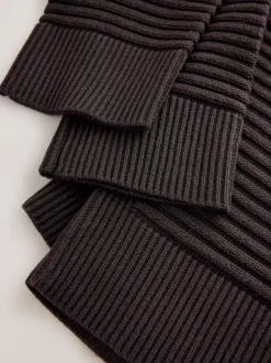 Chocolate Brown Ribbed V-Neck Knitted Jumper