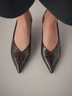 Chocolate Brown Standard/Wide Fit Point Toe Low Kitten Heels Shoes