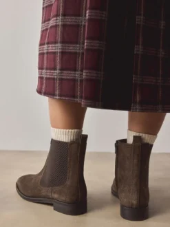 Chocolate Brown Suede Embossed Standard/Wide Fit Forever Comfort® Chelsea Ankle Boots