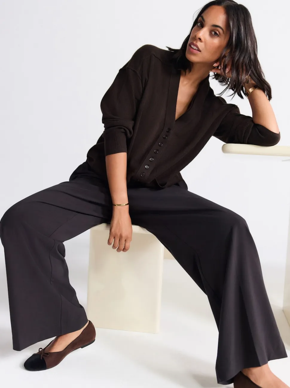 Chocolate Brown Supersoft V-Neck Cardigan With Pockets