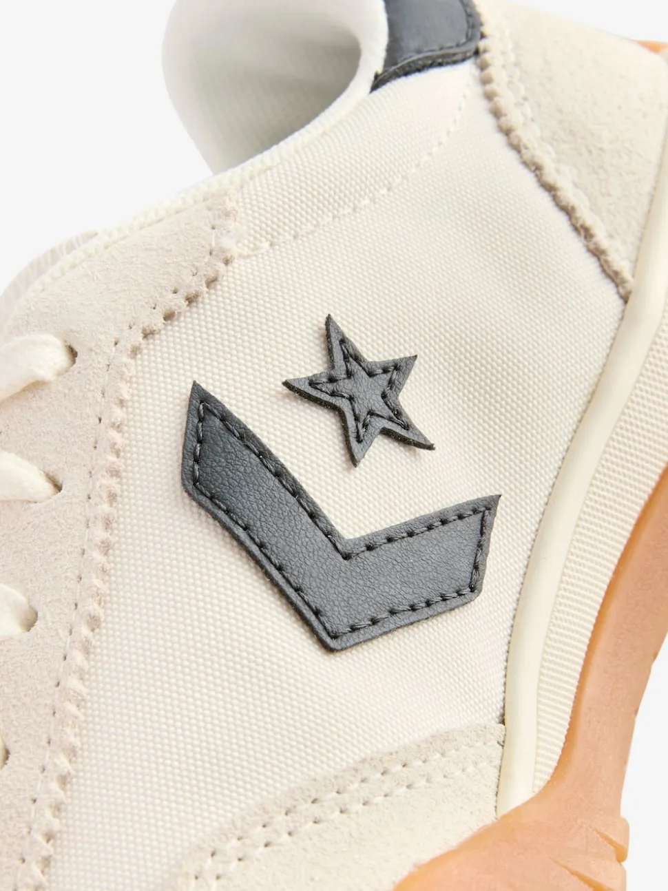 Converse Cream Run Star Low Trainers