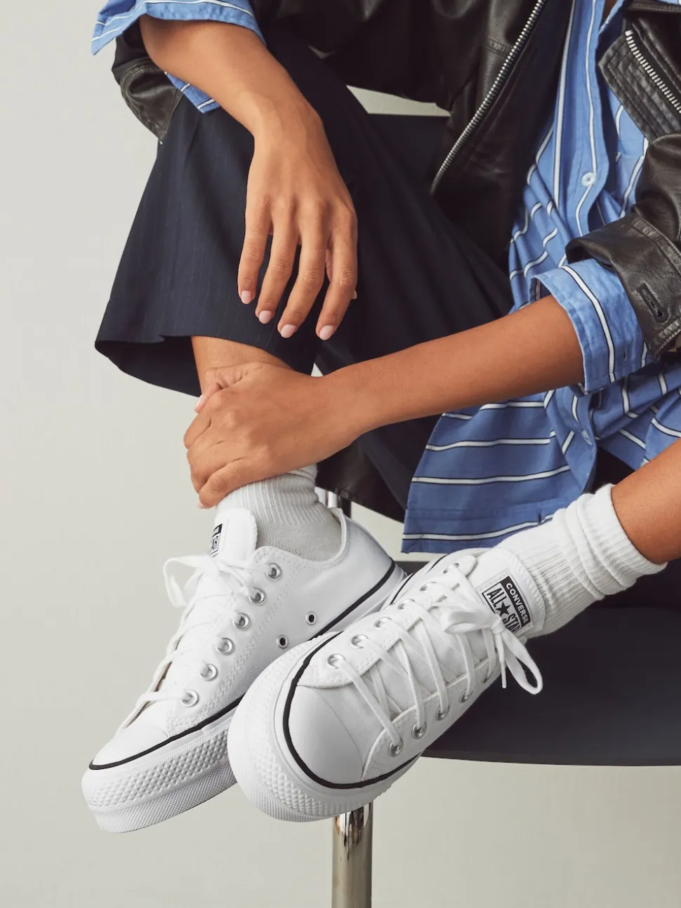 Converse White Platform Lift Chuck Ox Trainers
