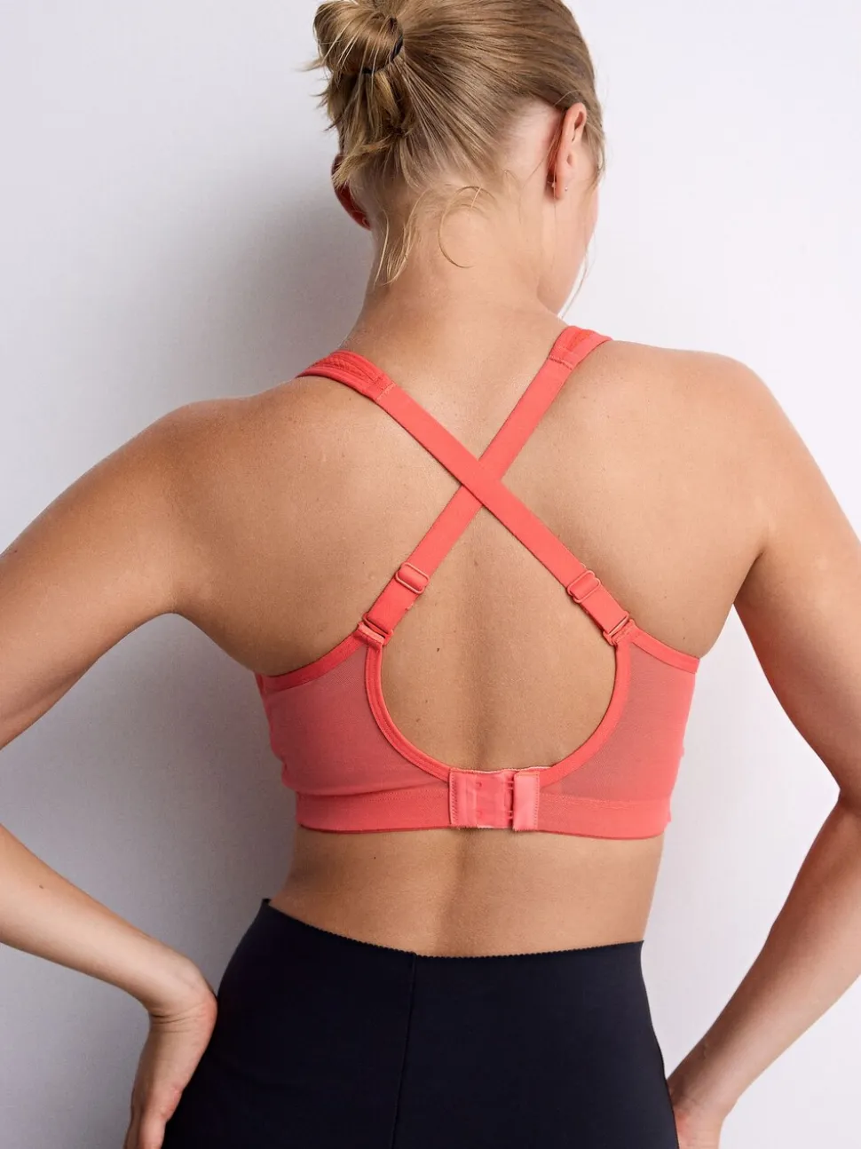 Coral Pink DD+ Non Pad Full Cup Dry Tech High Impact Sports Bra
