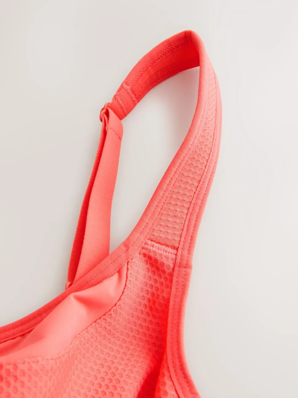 Coral Pink DD+ Non Pad Full Cup Dry Tech High Impact Sports Bra