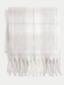 Cosy Check Scarf
