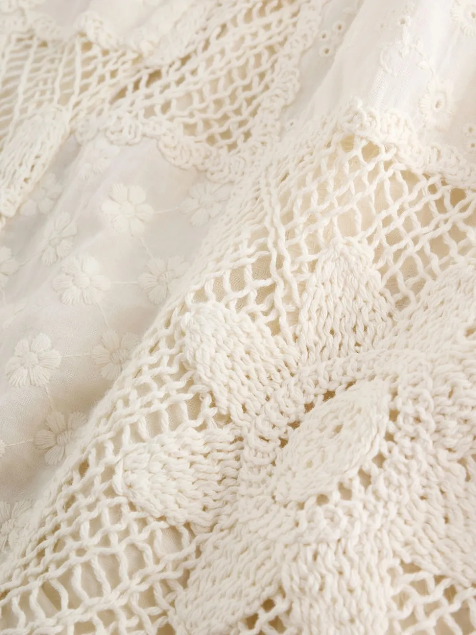 Cream Crochet Summer Shorts