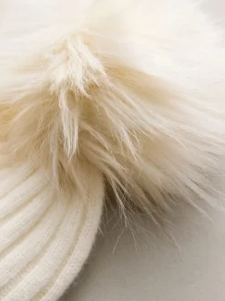 Cream N. Premium 100% Cashmere Knitted Pom Hat