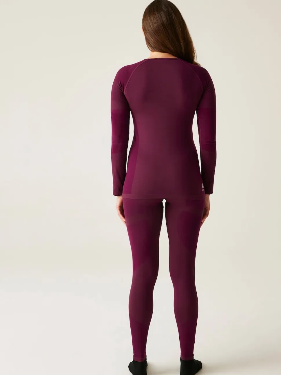 D2B Red In The Zone III Baselayer Set