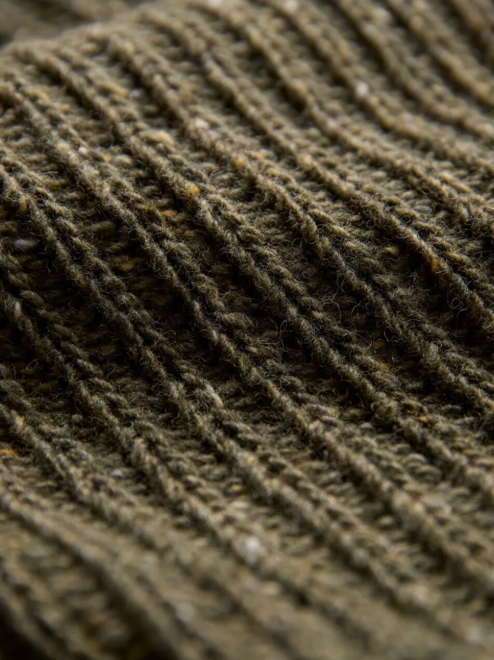 DONEGAL RIBBED BEANIE