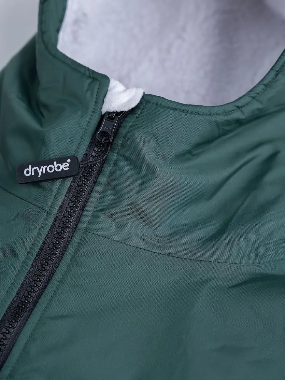 dryrobe Green Advance Adult Long Sleeve Changing Robe