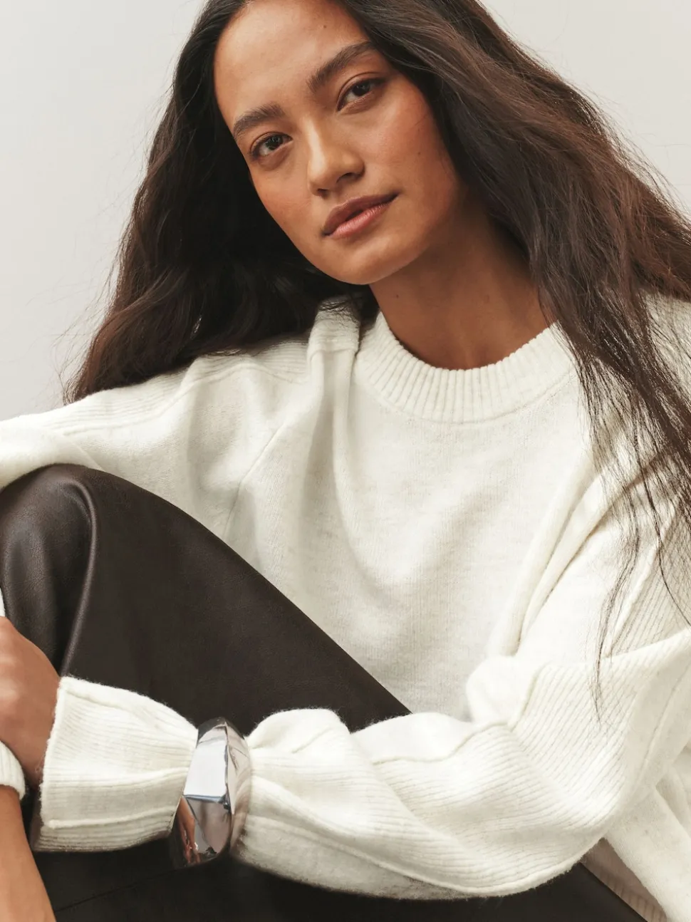 Ecru Crew Neck Knitted Jumper with Wool