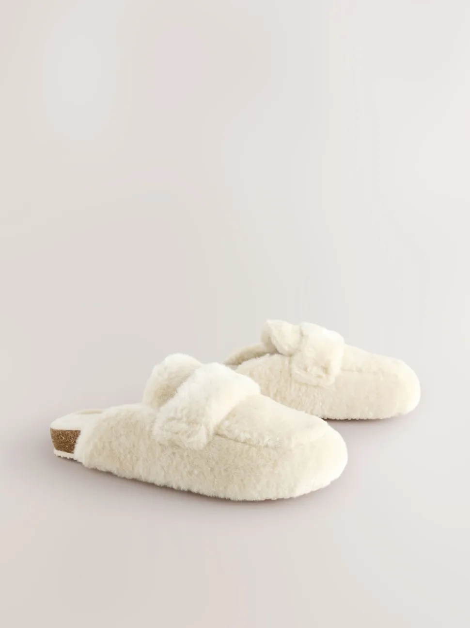 Ecru Faux Fur Heart Footbed Slippers
