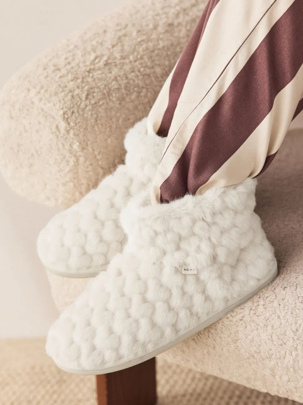 Ecru Faux Fur Heart Slipper Boots