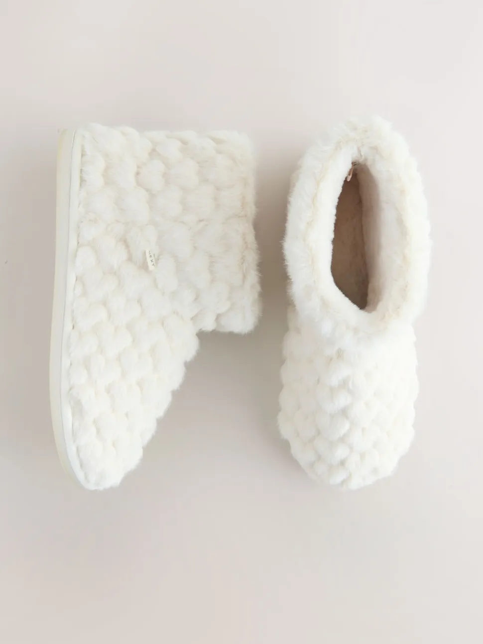 Ecru Faux Fur Heart Slipper Boots