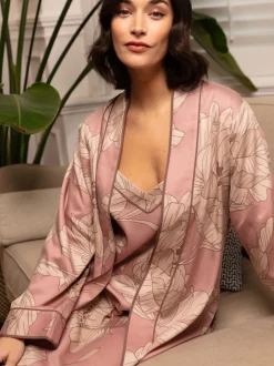 Fable and Eve Pink Long Sleeve Dressing Gown