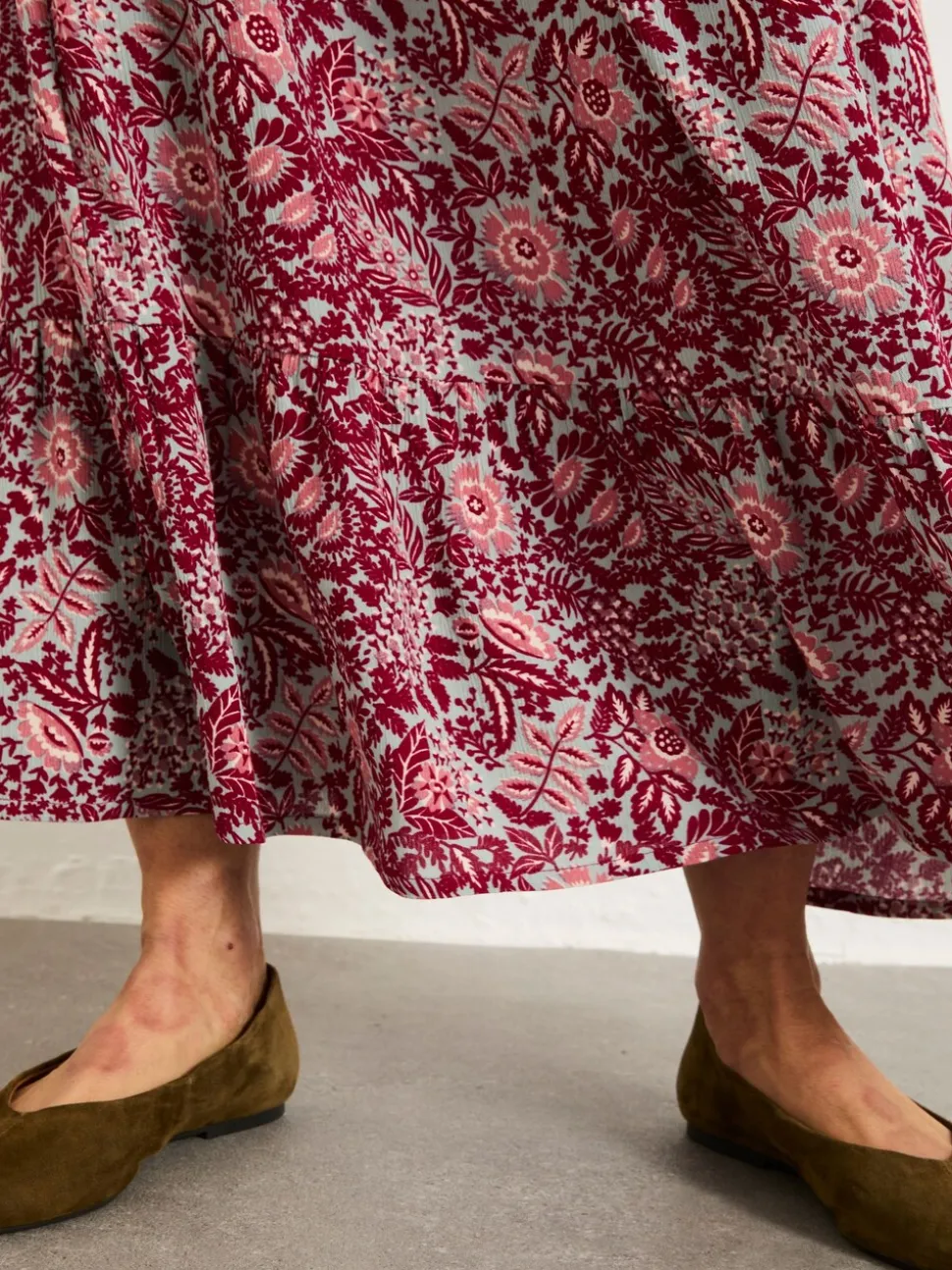 FatFace Anika Plum Purple Spriggy Ditsy Midi Skirt