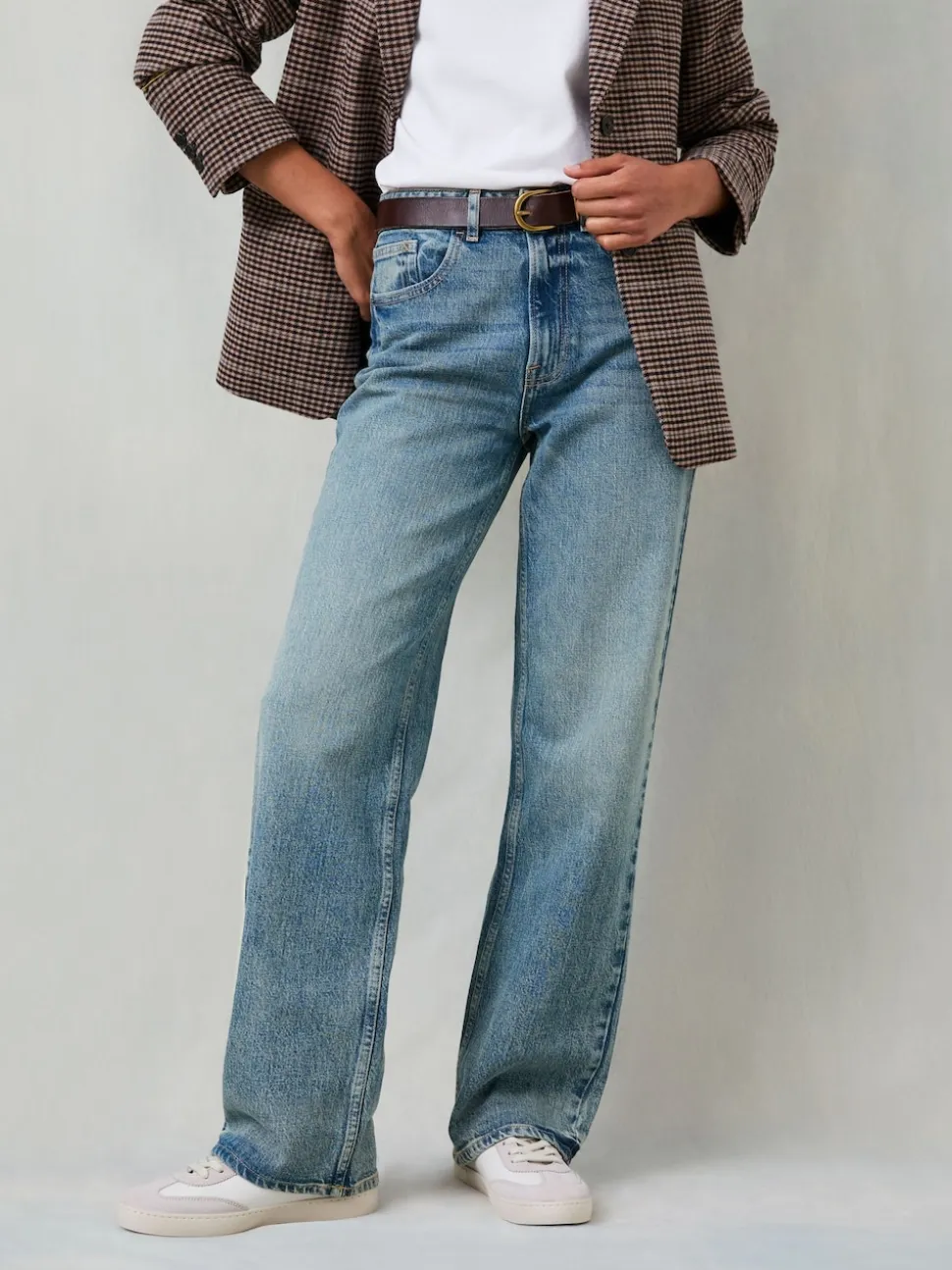 FatFace Filby Bleach Wash Denim Relaxed Straight Jeans