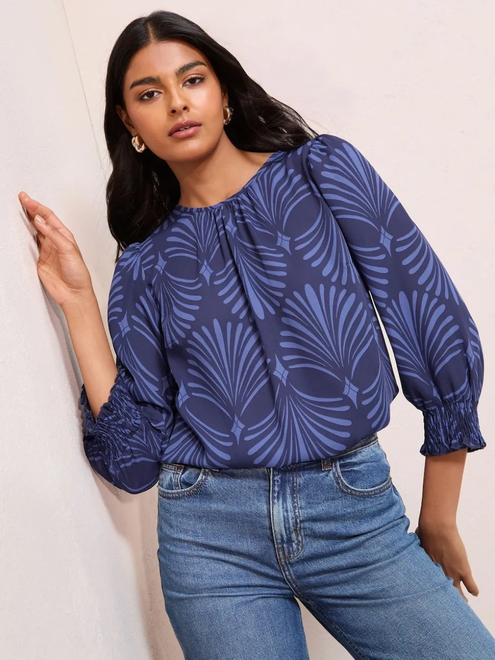 Friends Like These Blue Fan Print 3/4 Sleeve Shirred Cuff Blouse