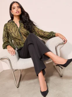 Friends Like These Green Floral Print Collarless Long Sleeve Chiffon Blouse