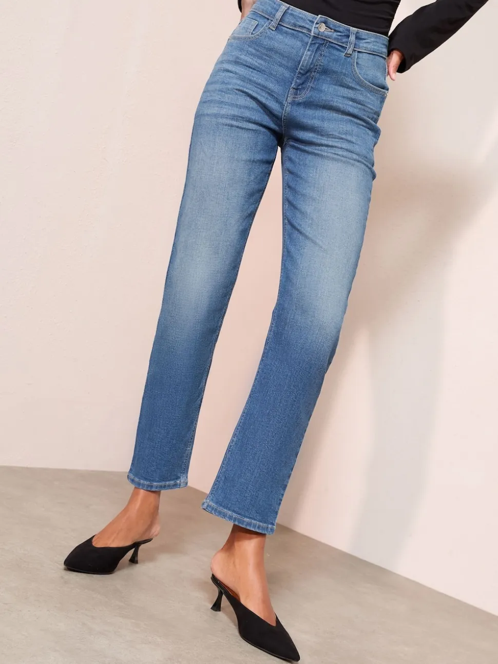 Friends Like These Mid Blue Ankle Straight Leg Jeans