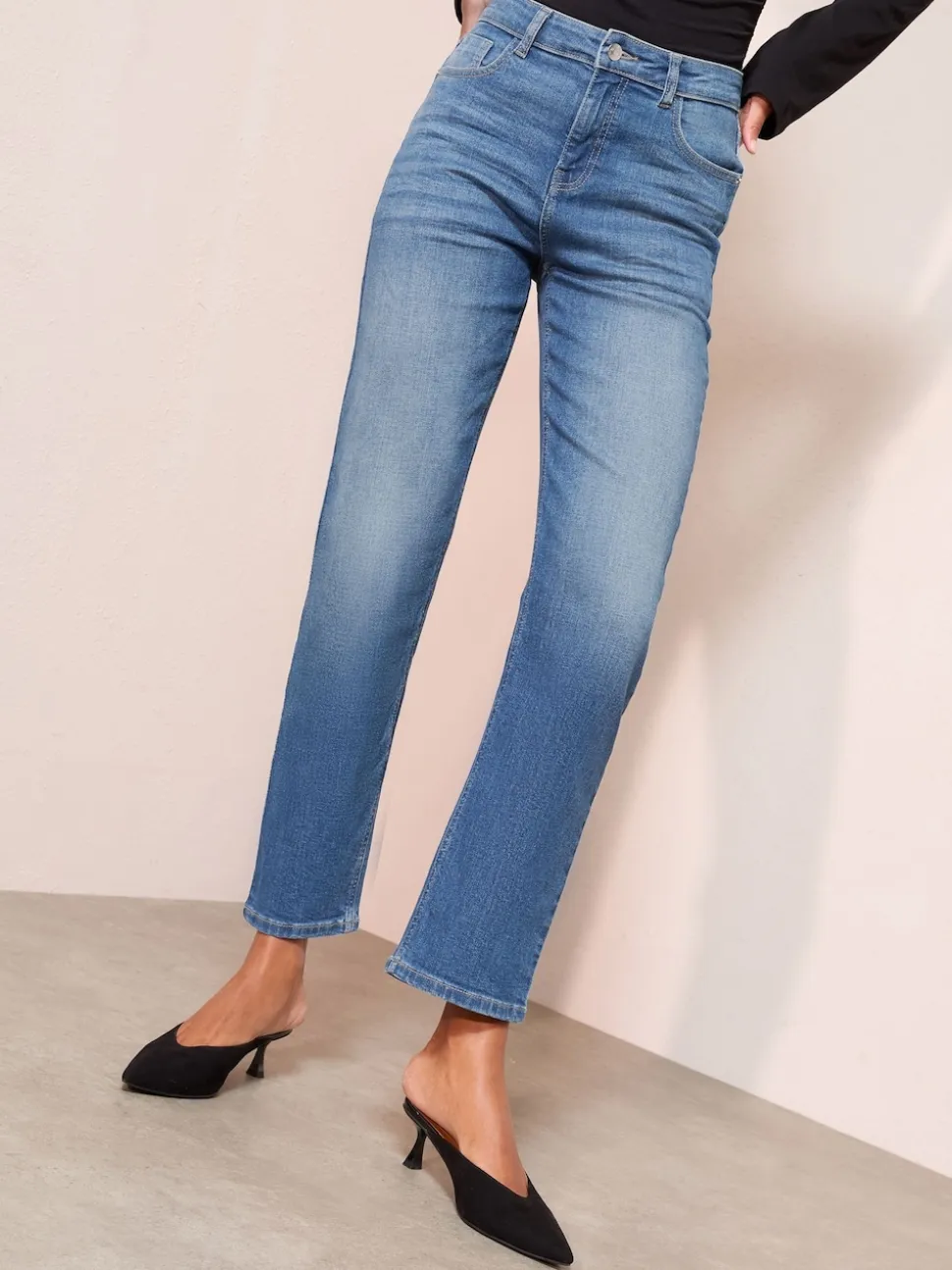 Friends Like These Mid Blue Petite Ankle Straight Leg Jeans