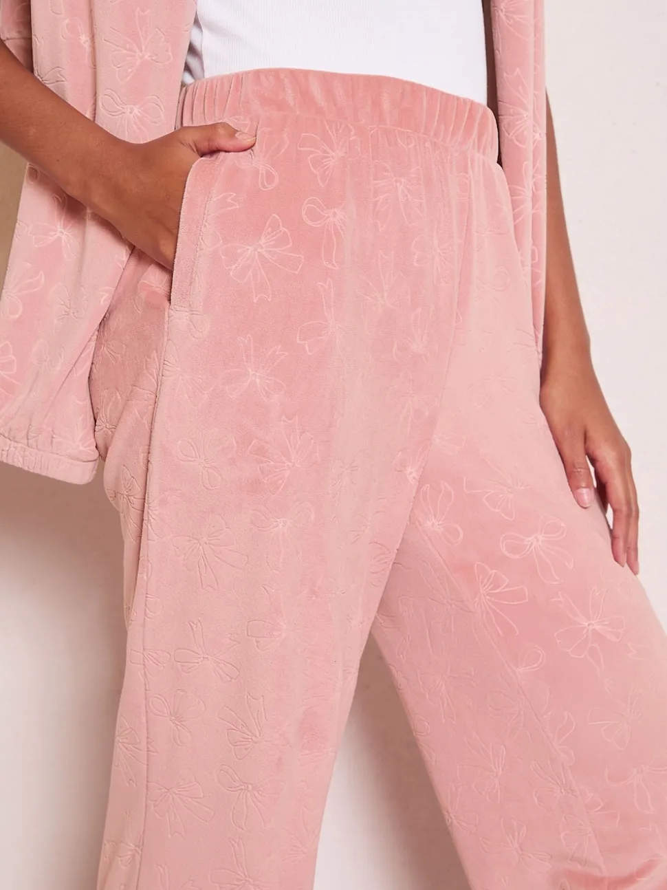 Friends Like These Pink Bow Embossed Pyjama Bottoms