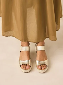 Gold Standard Fit Round Toe Elastic Strap Detail Wedges