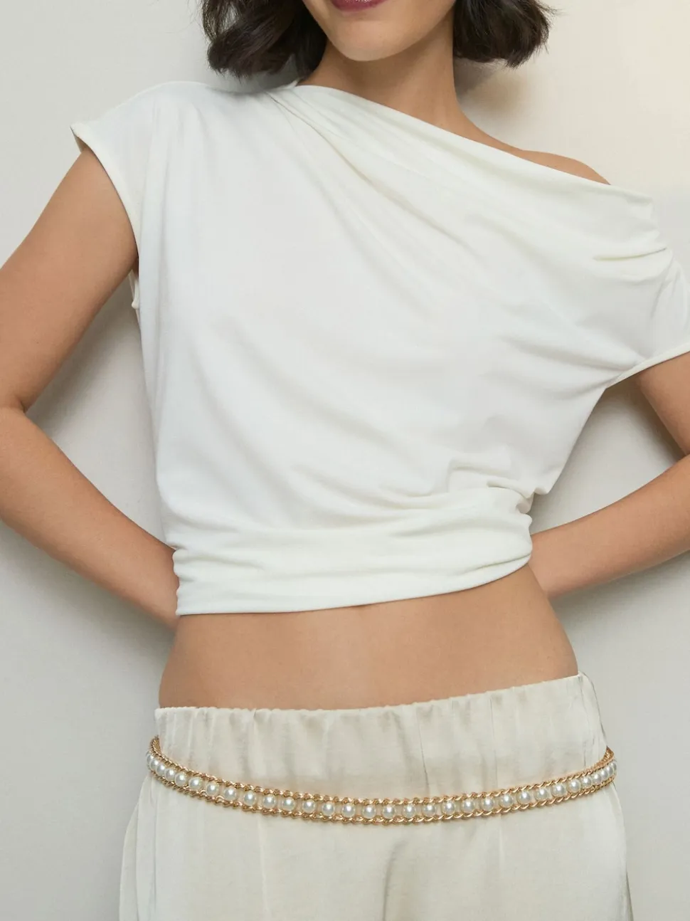 Gold Tone Pearl Bead Chain Belt