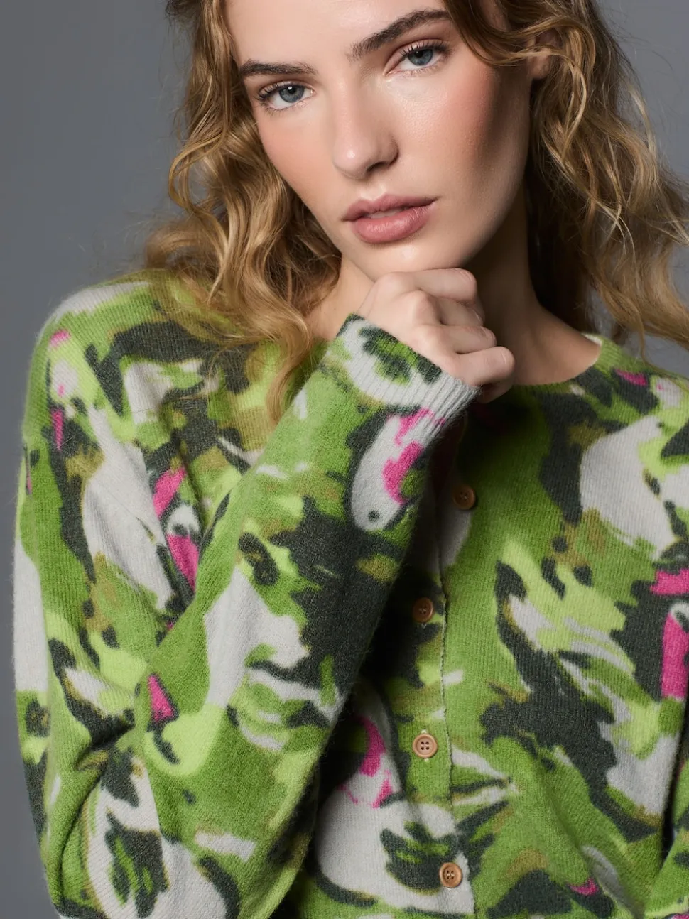Green Duck Print Crew Neck Knitted Cardigan With Wool