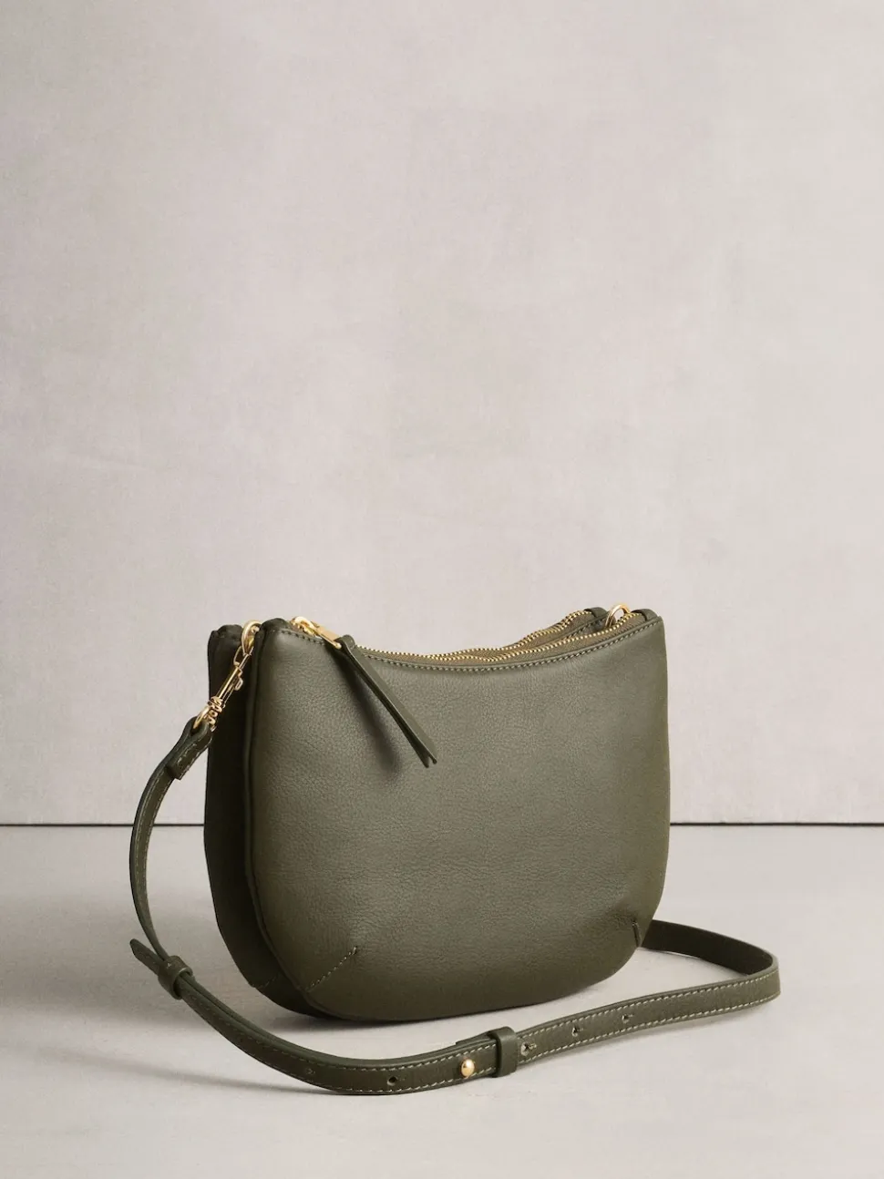 Green Leather Scoop Cross-Body Bag