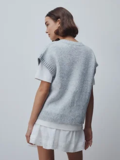 Grey Swan Scene Knitted Tank