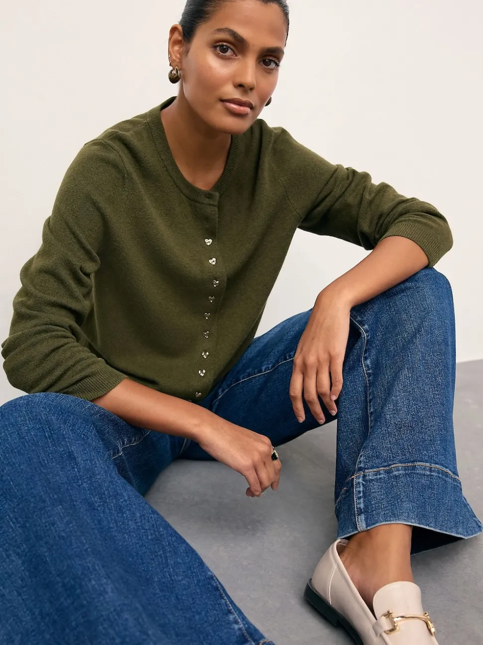 Khaki Green Slim Supersoft Crew Neck Cardigan with Wool