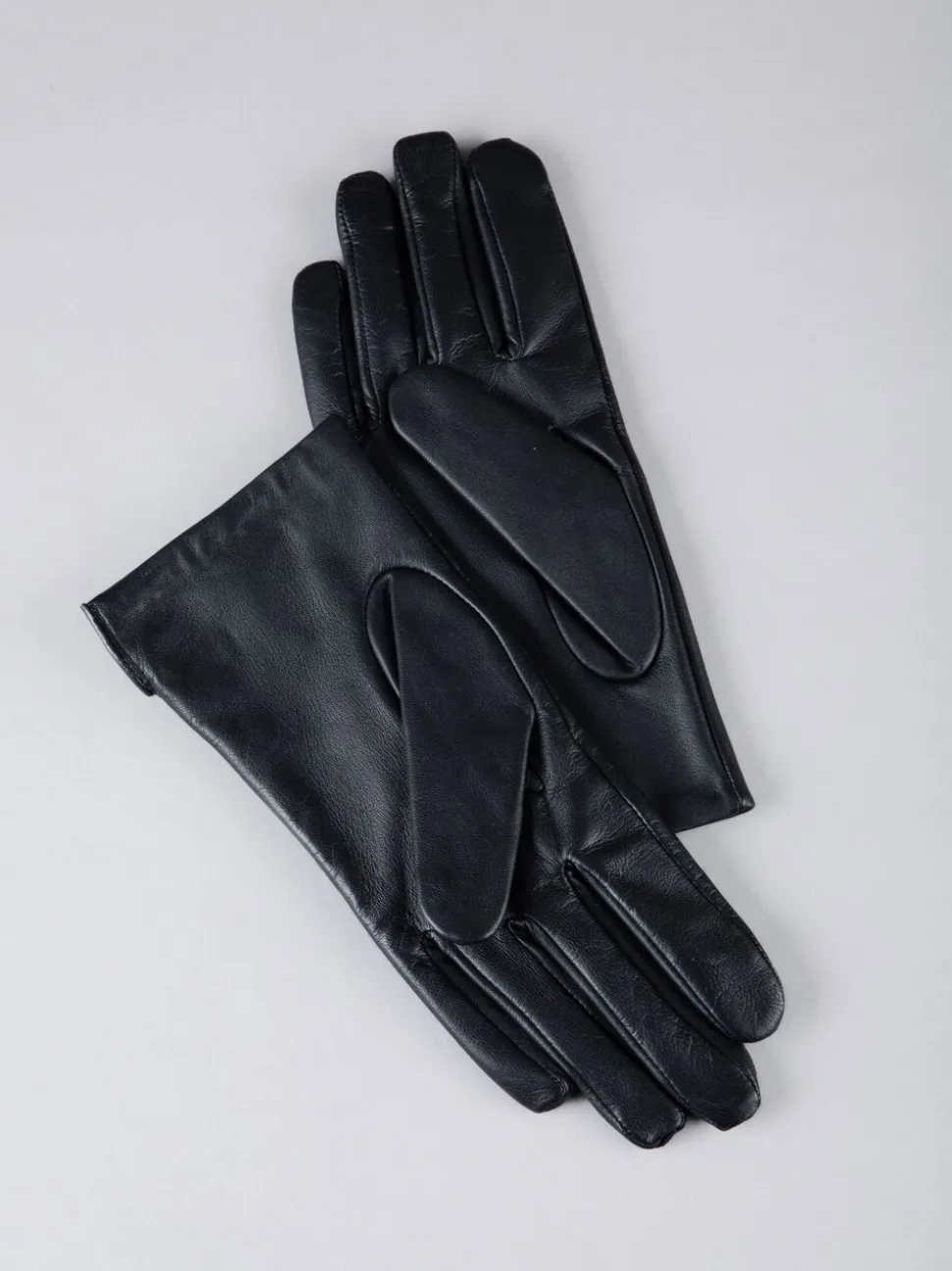 Lakeland Leather Black Bassenthwaite Button Detail Gloves