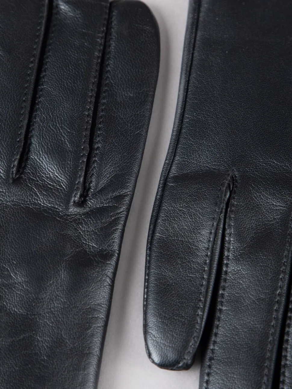 Lakeland Leather Black Bassenthwaite Button Detail Gloves