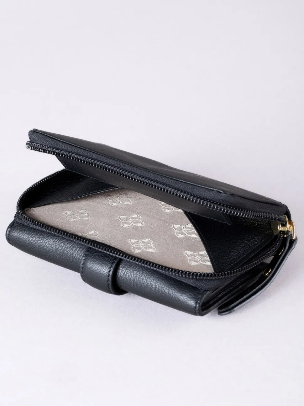 Lakeland Leather Black Medium Icon Stud Tab Purse