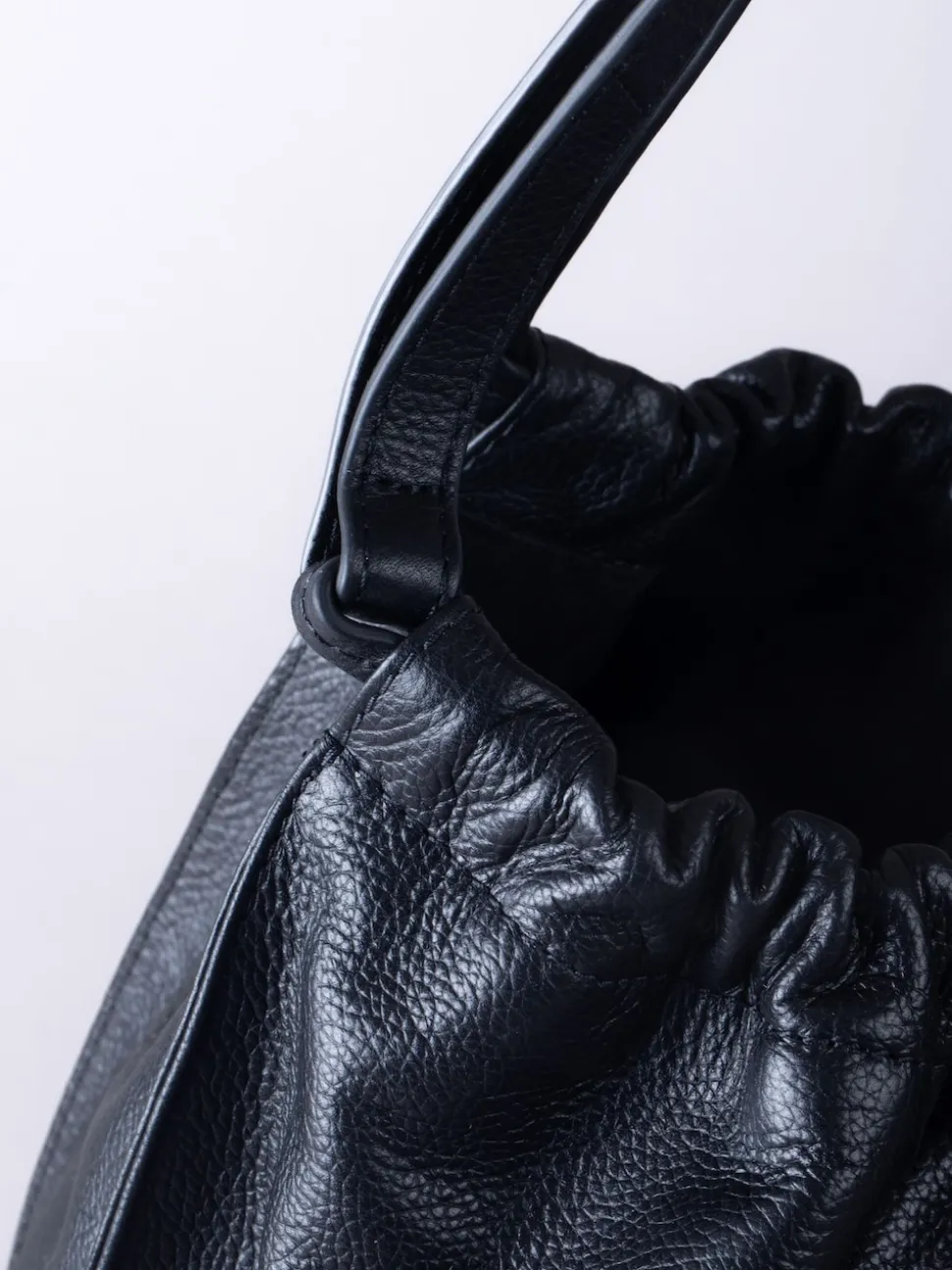 Lakeland Leather Black Newland Slouch Tote Bag