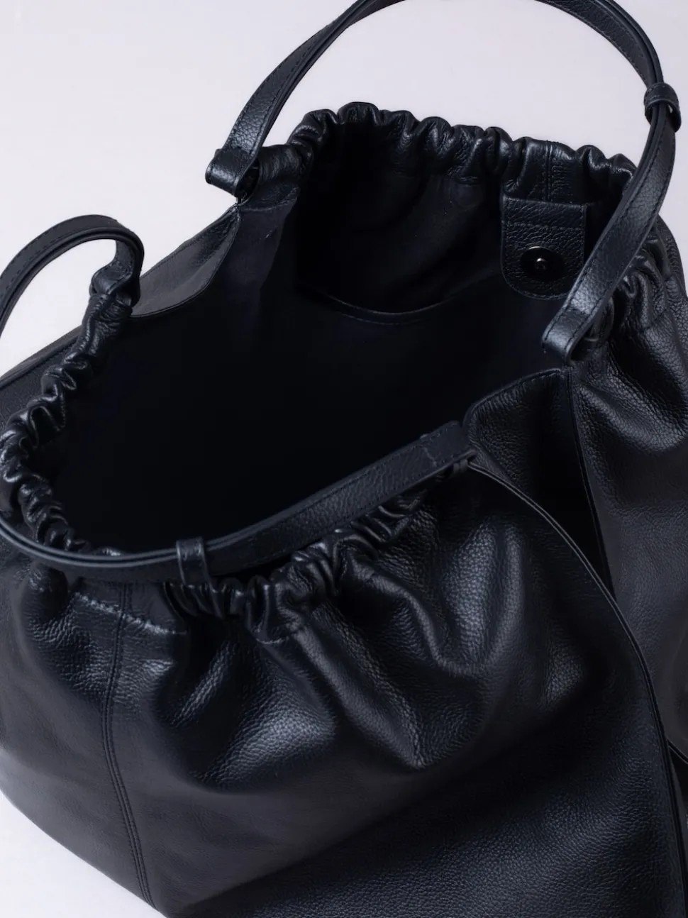 Lakeland Leather Black Newland Slouch Tote Bag
