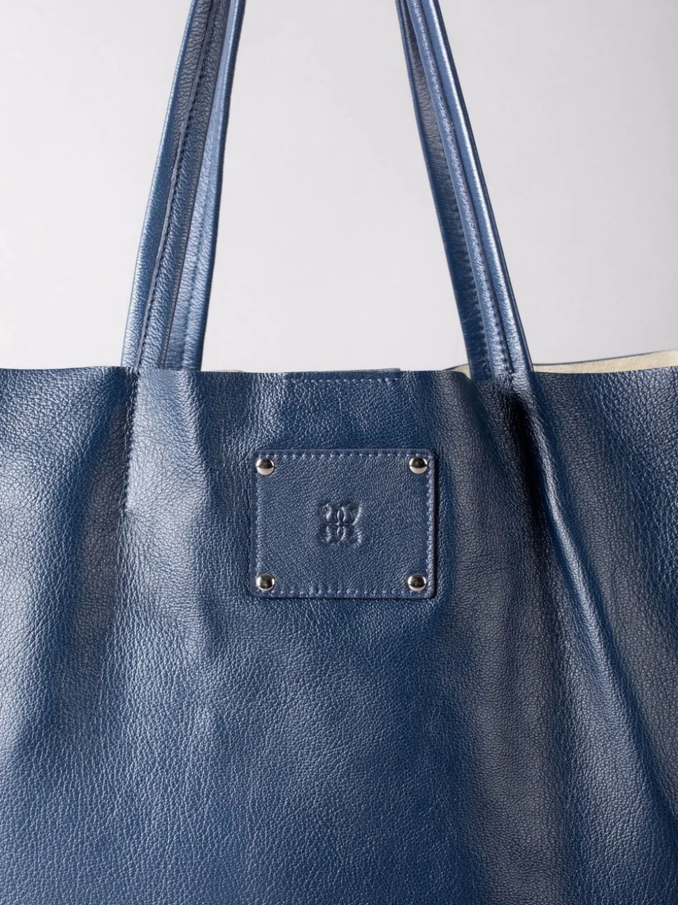 Lakeland Leather Blue Tarn Leather Bucket Bag